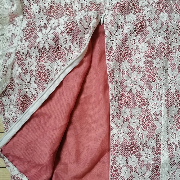 vintage square-neck , long-sleeves and white lace dropped top - Picture 4 of 4